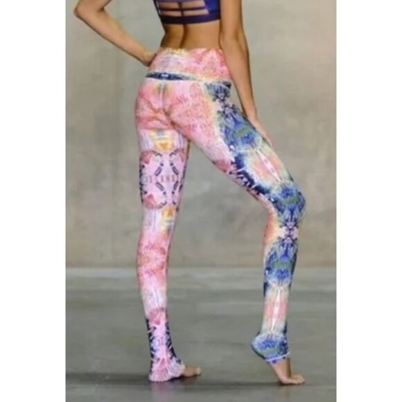 Niyama Sol Water Lilly Endless Legging Size SMALL - Picture 1 of 13
